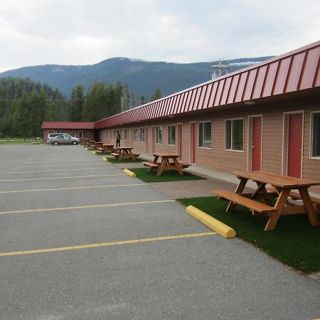 Saddle Mountain Lodge Блю-Ривер Экстерьер фото