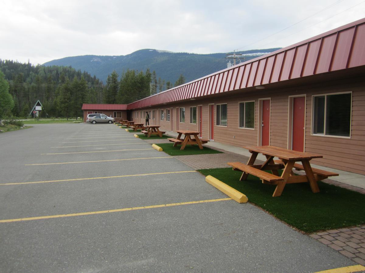 Saddle Mountain Lodge Блю-Ривер Экстерьер фото