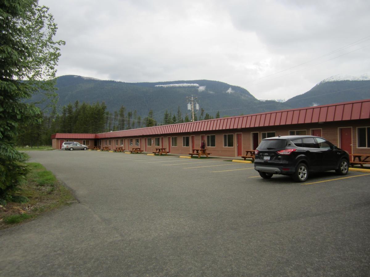 Saddle Mountain Lodge Блю-Ривер Экстерьер фото
